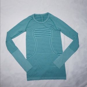 Lulu lemon stripped long sleeve shirt